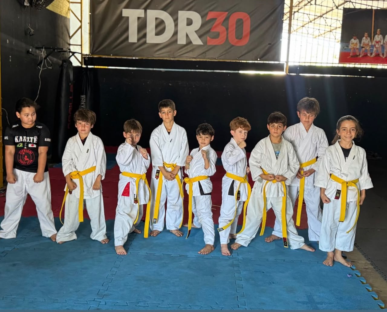 Turma infantil de Karatê no Cipriani Fight Club